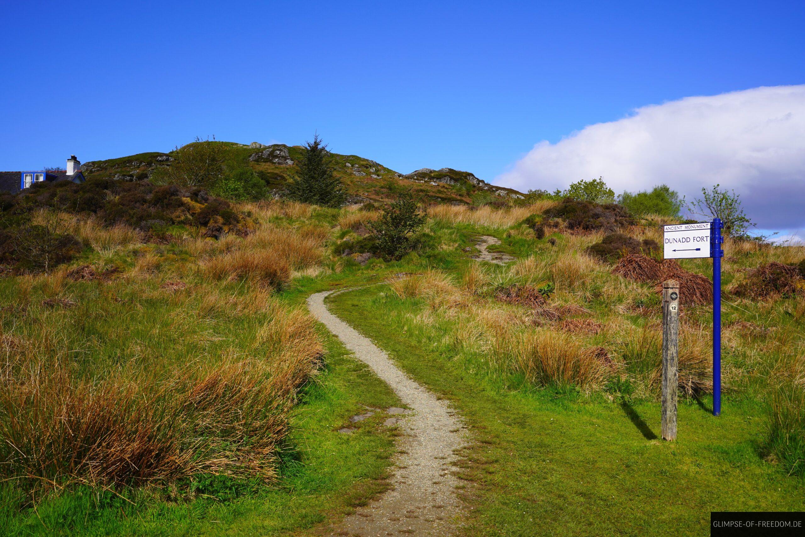 Kurzer Pfad zum Dunadd Fort scaled Kurzer Pfad zum Dunadd Fort