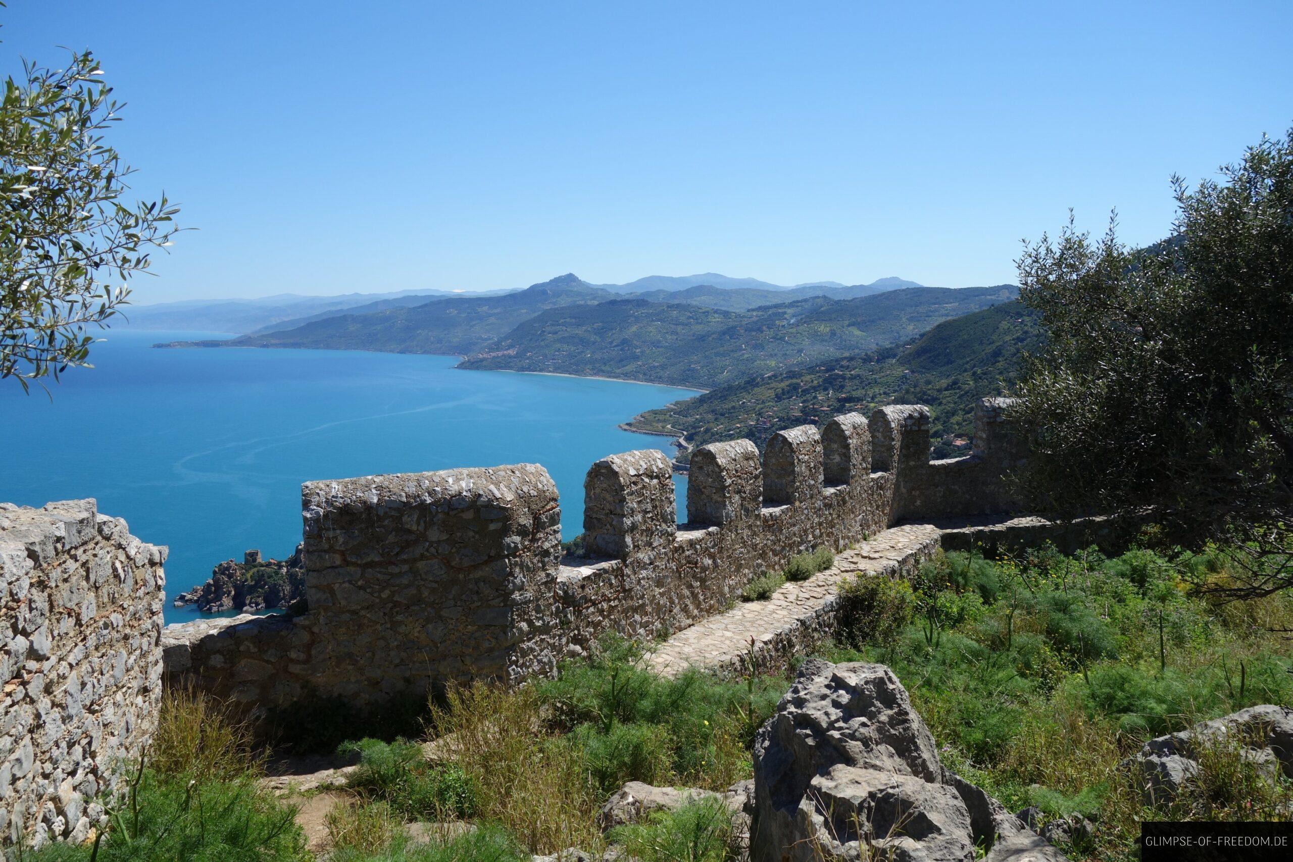 La Rocca Mauer scaled La Rocca Mauer