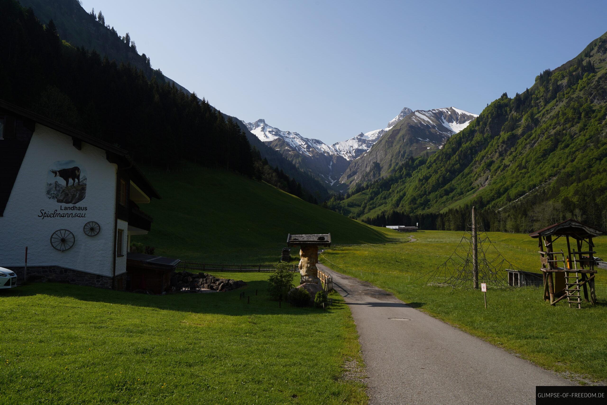 Landhaus Spielmannsau scaled Landhaus Spielmannsau