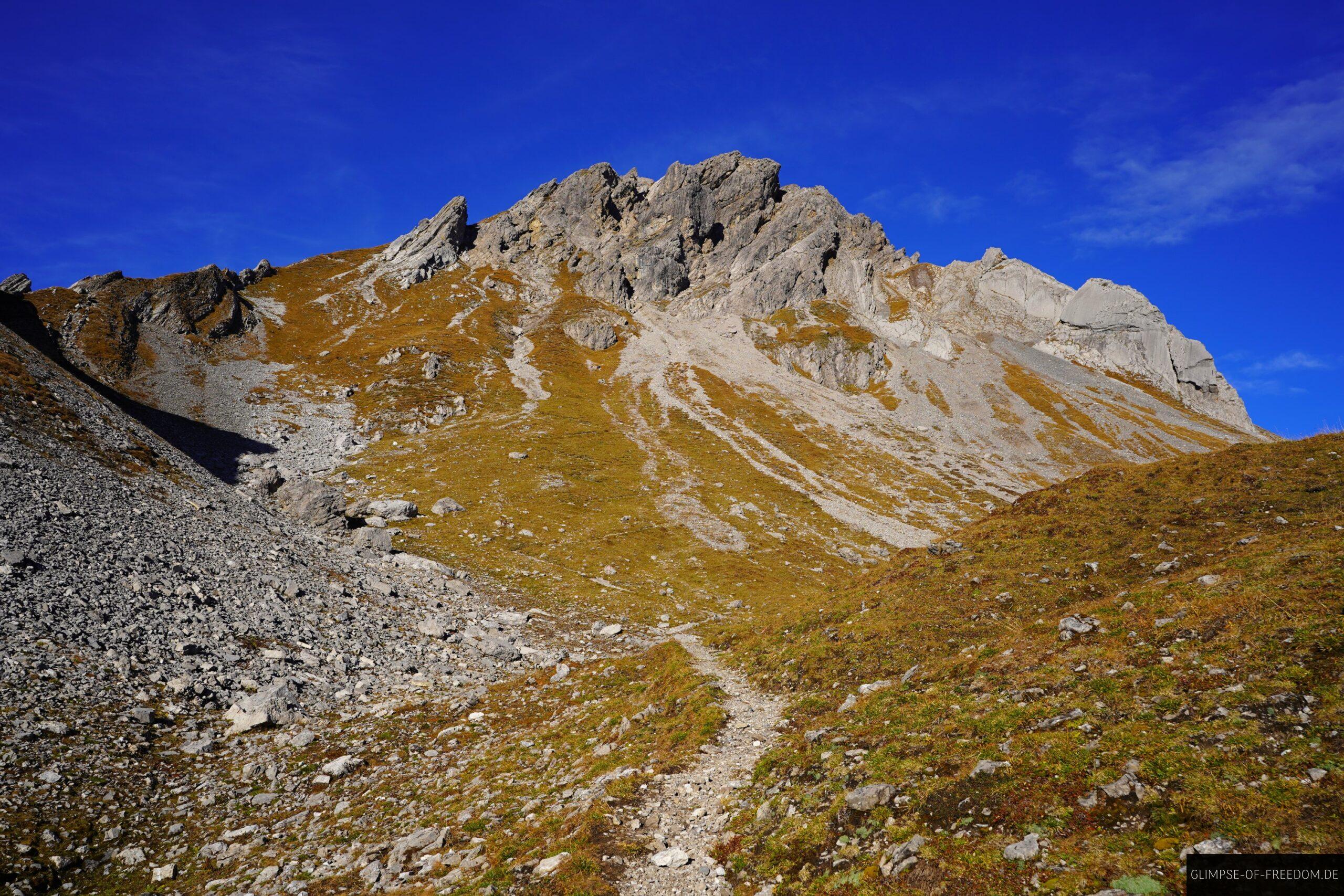 Letzte Etappe zum Gipfel des Roten Steins scaled Letzte Etappe zum Gipfel des Roten Steins