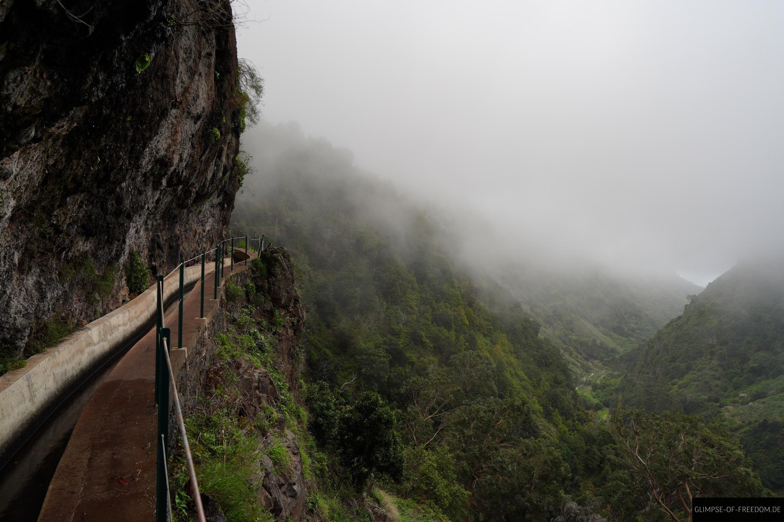 Levada Wanderung am Hang Levada Wanderung am Hang