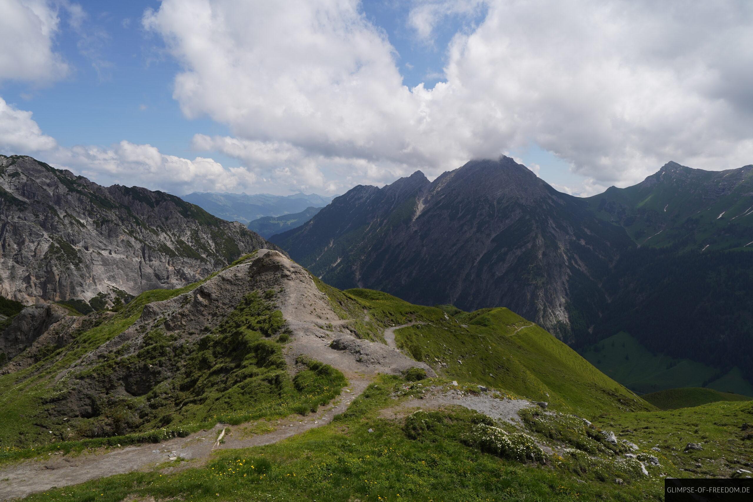 Liechtenstein Berglandschaft scaled Liechtenstein Berglandschaft