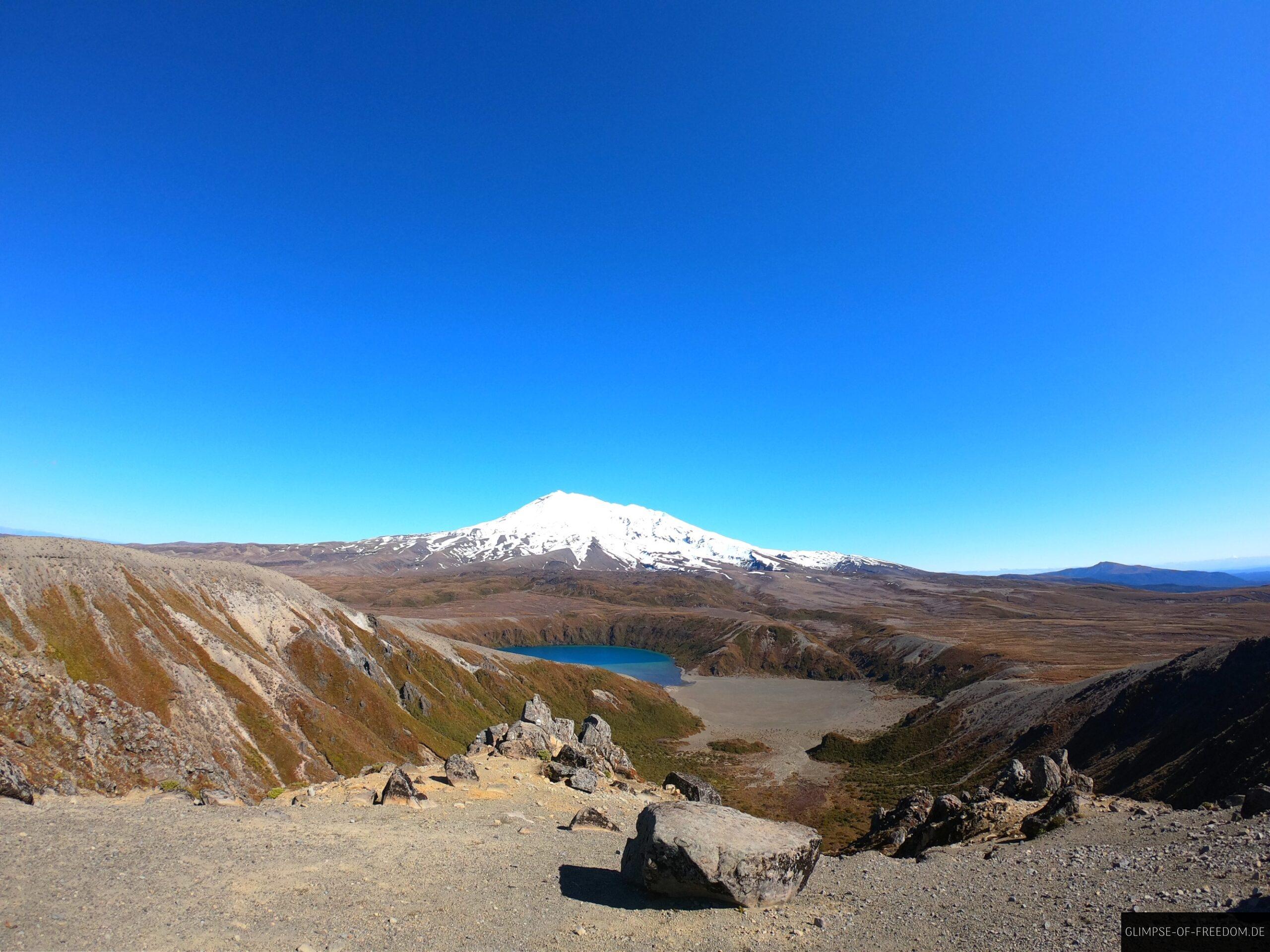Lower Tama Lake im Bergpanorama scaled DCIM100GOPROGOPR1543.JPG