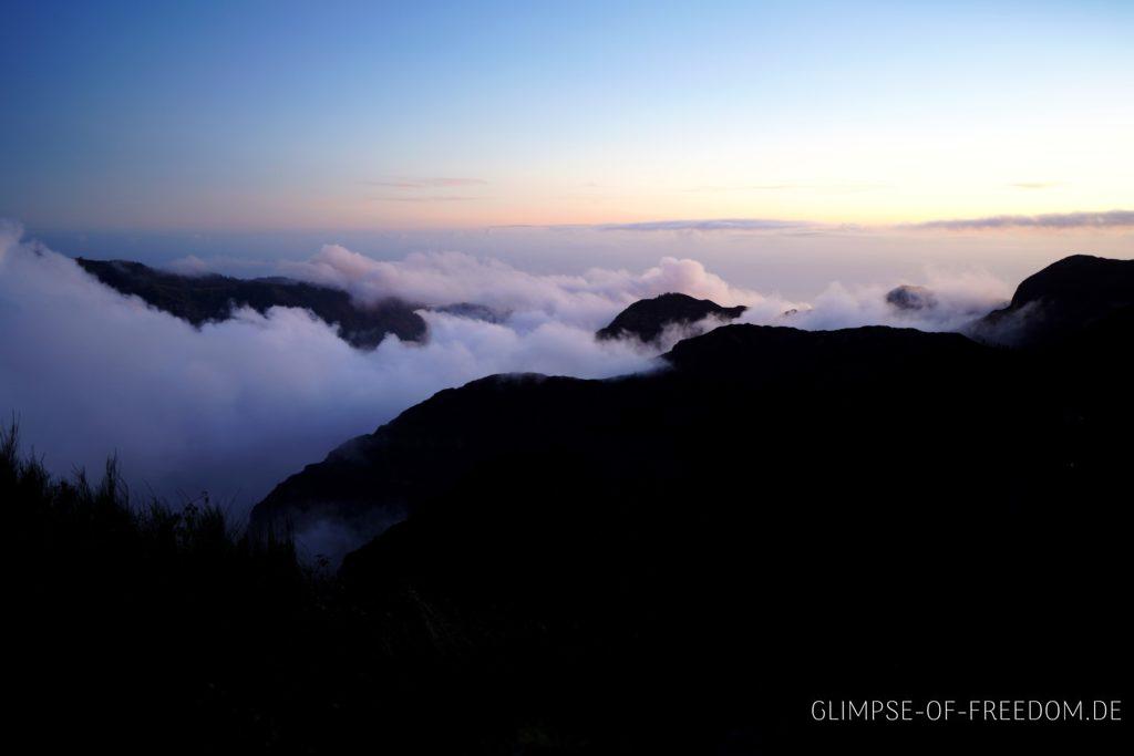Madeira Berge in den Wolken