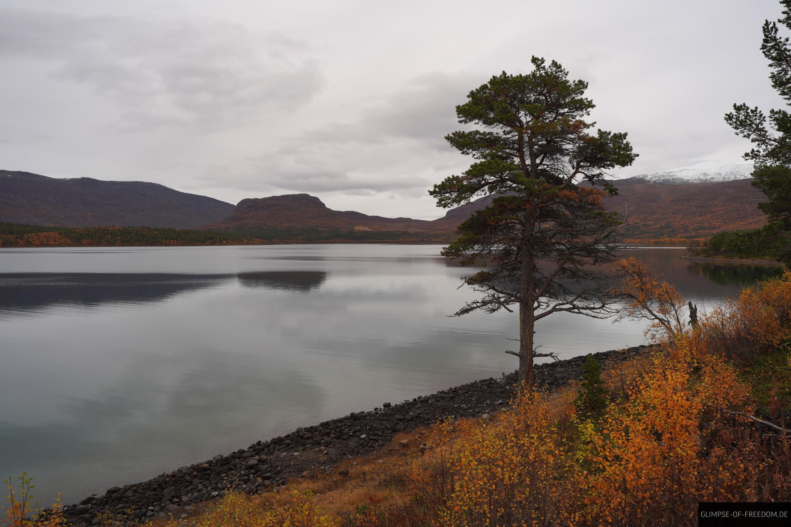 Nedre Sjodalsvatnet und Ovre Sjodalsvatnet Nedre Sjodalsvatnet und Ovre Sjodalsvatnet