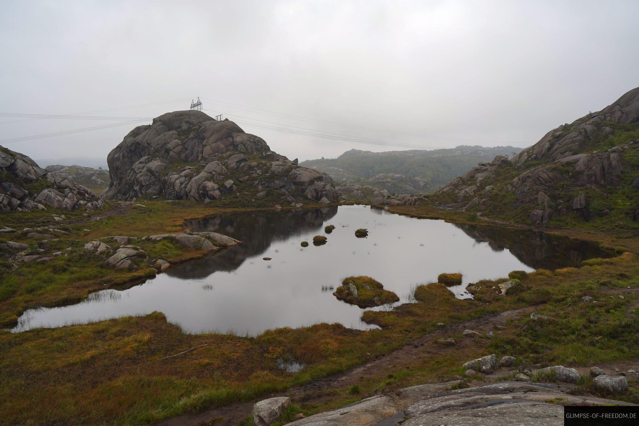 Norwegische Seenlandschaft scaled Norwegische Seenlandschaft