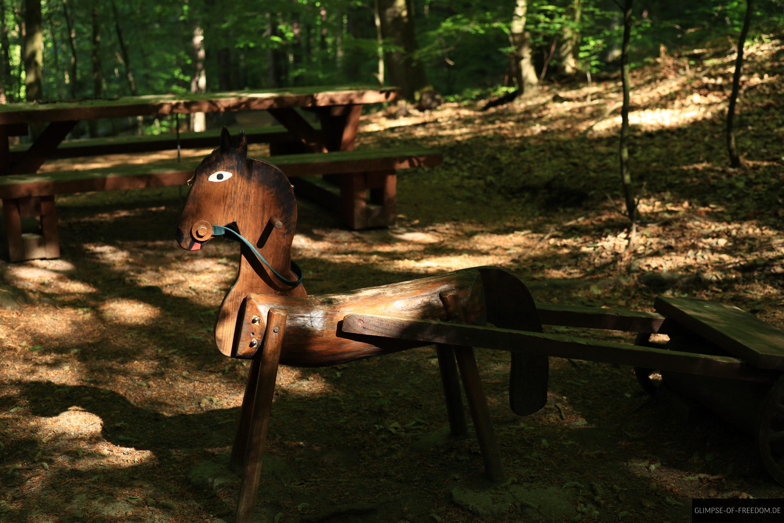 Pferd mit Wagen scaled Pferd mit Wagen