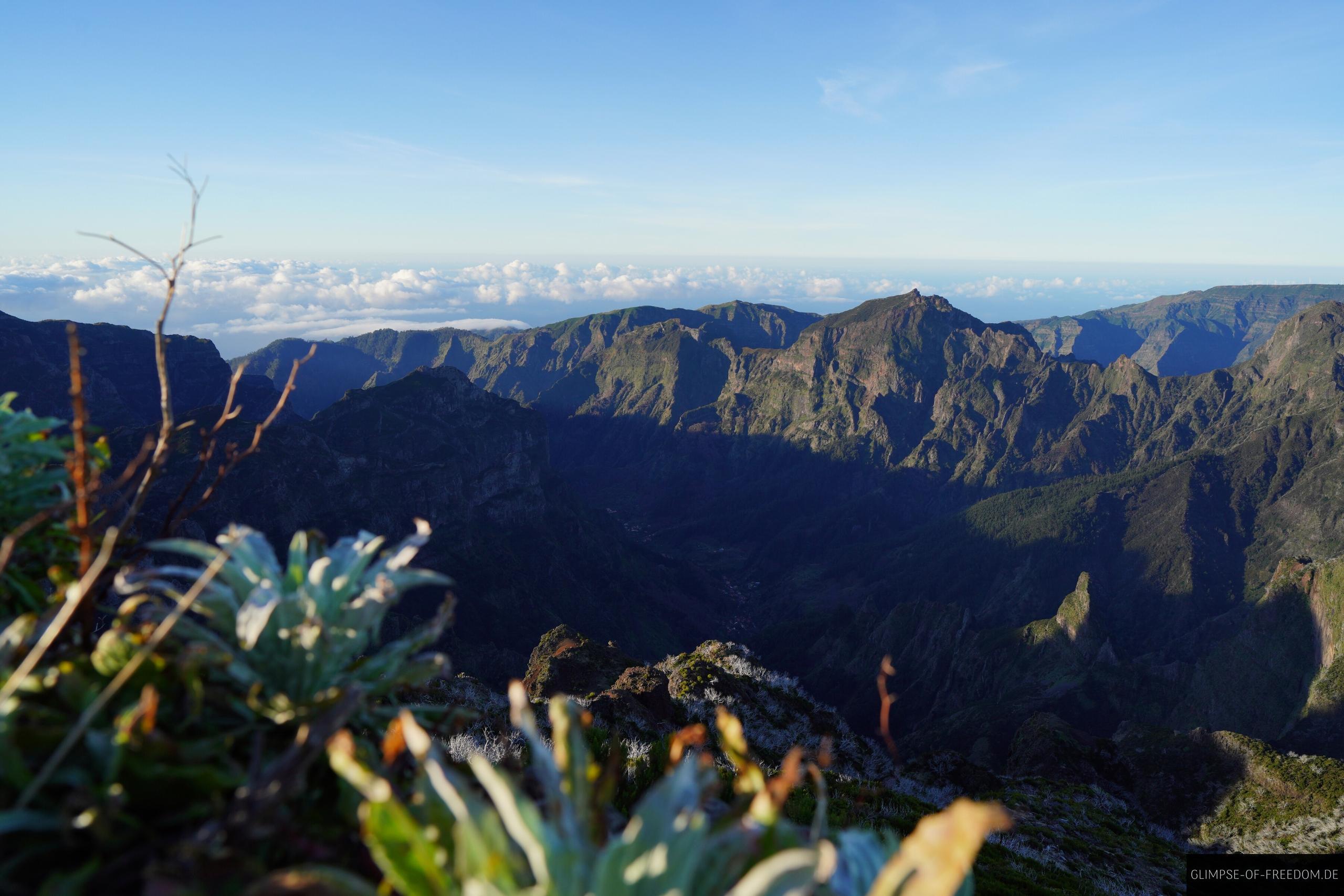Pico Ruivo Madeira Ausblick auf Pico Grande Pico Ruivo Madeira Ausblick auf Pico Grande