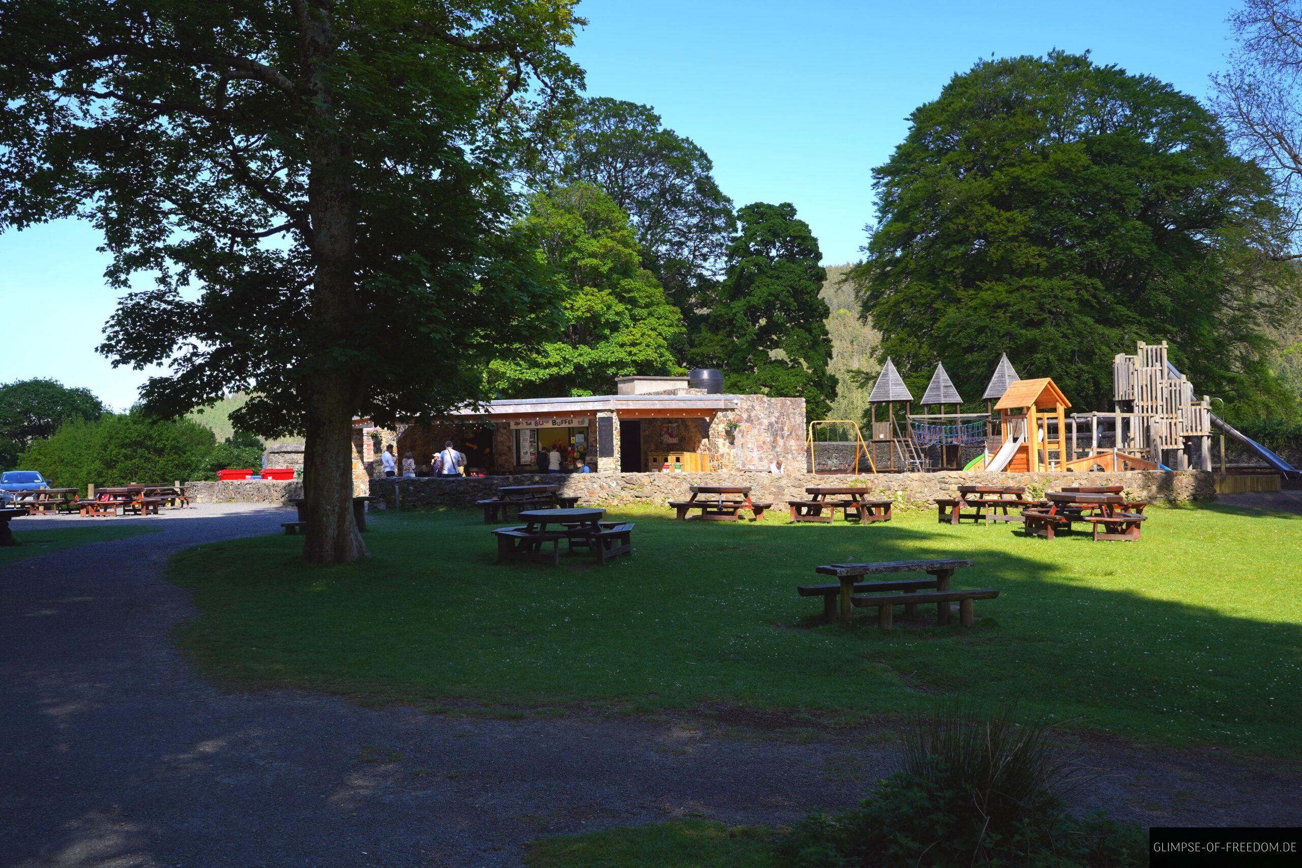 Powerscourt Waterfall Spielplatz und Kiosk scaled Powerscourt Waterfall Spielplatz und Kiosk
