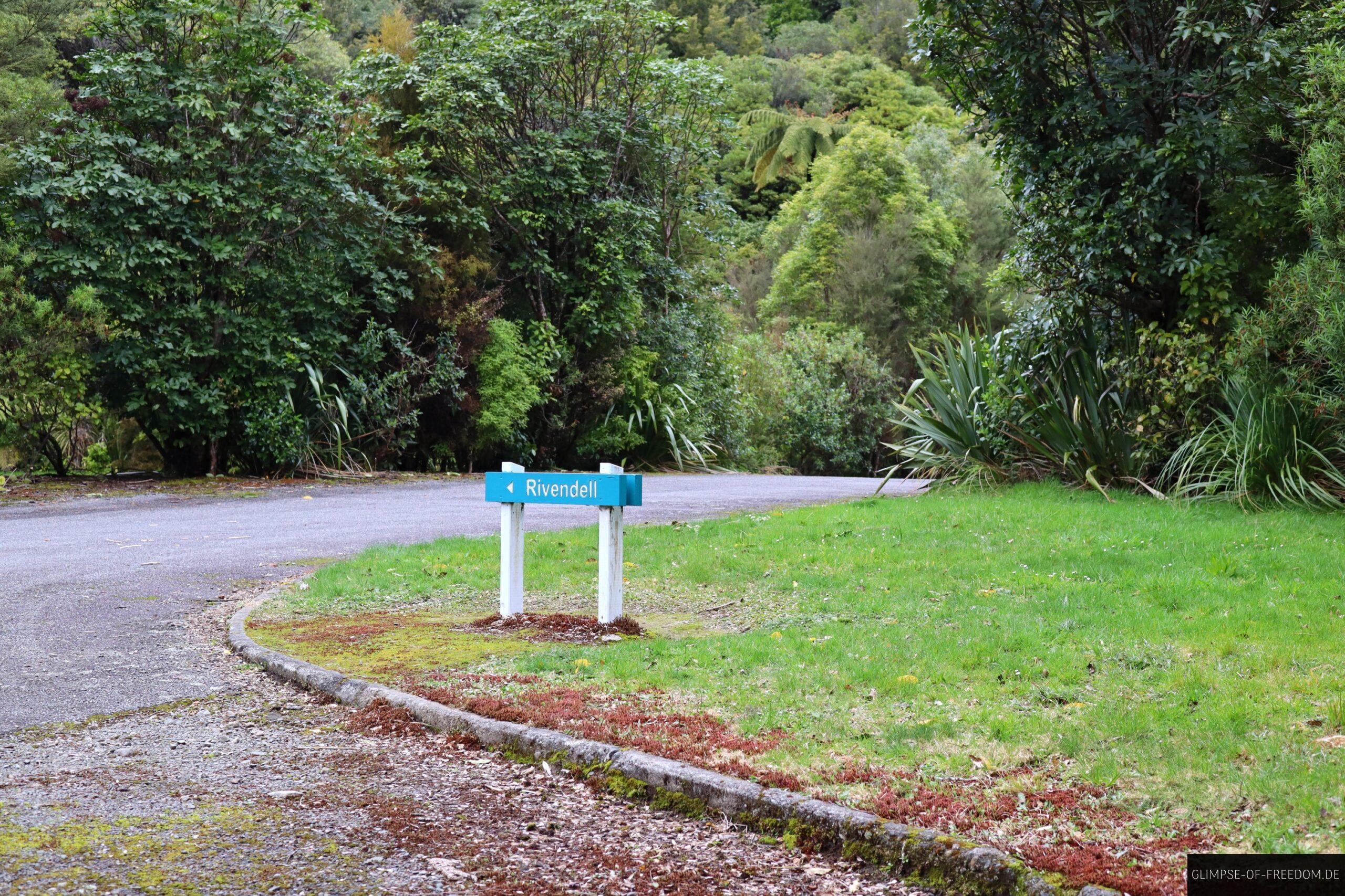 Rivendell Wegweiser scaled Rivendell Wegweiser