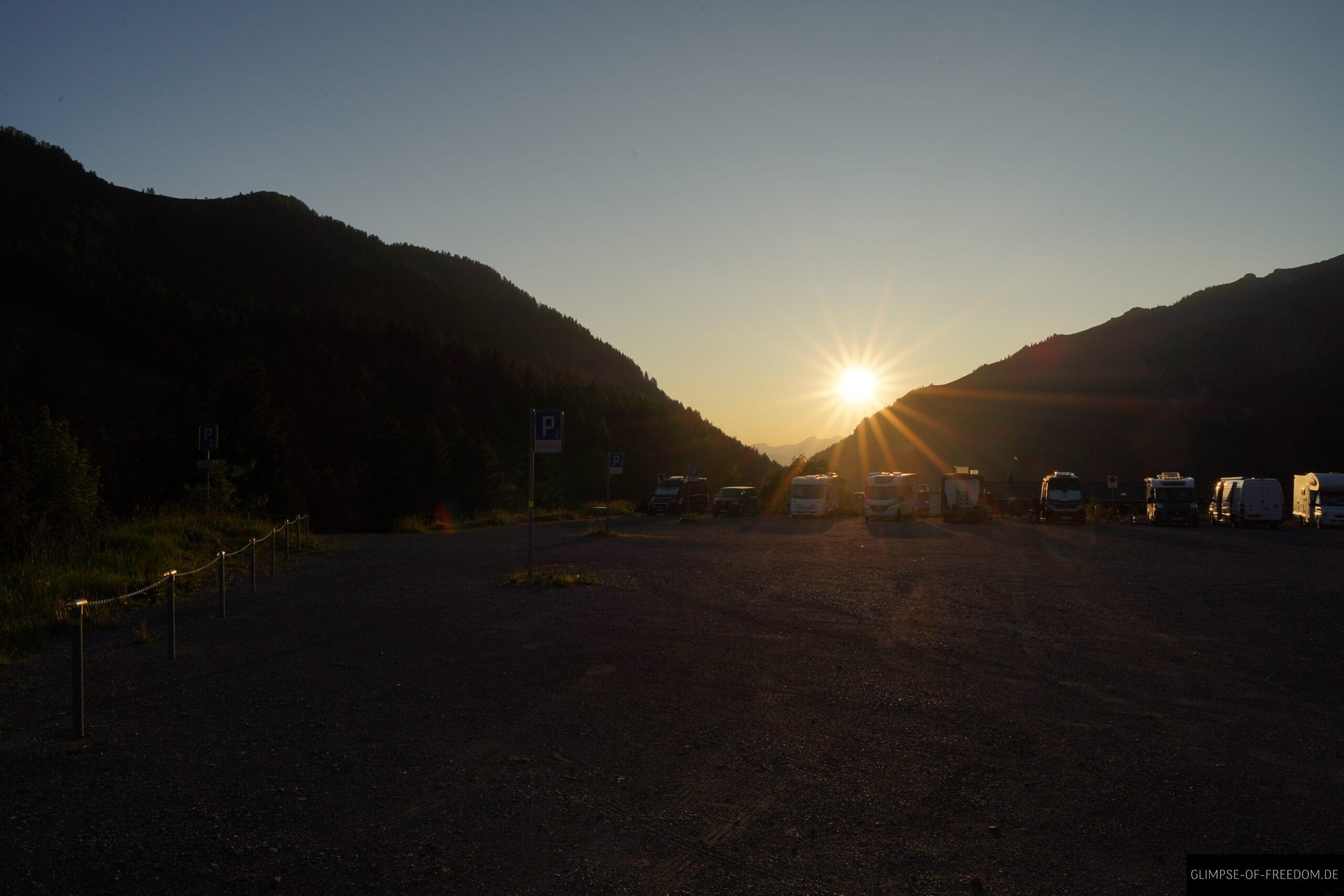 Rueckkunft am Parkplatz in Malbun scaled Rückkunft am Parkplatz in Malbun