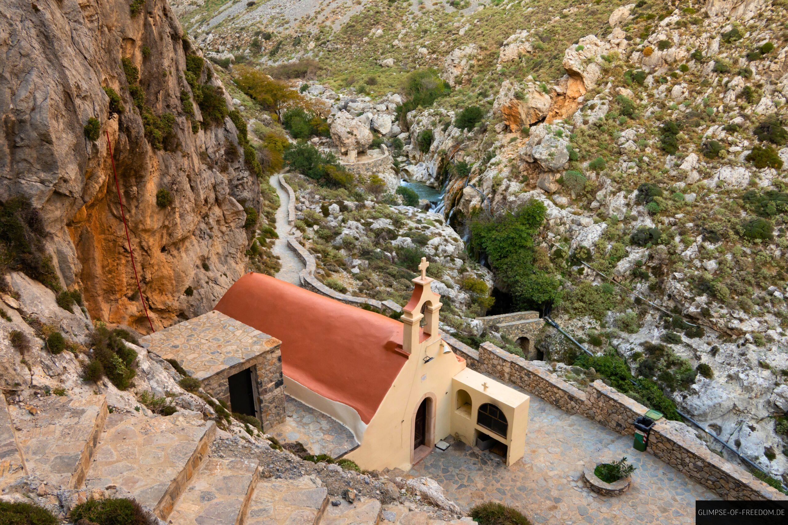 Saint Nicholas Kirche bei Sonne scaled Saint Nicholas Kirche bei Sonne