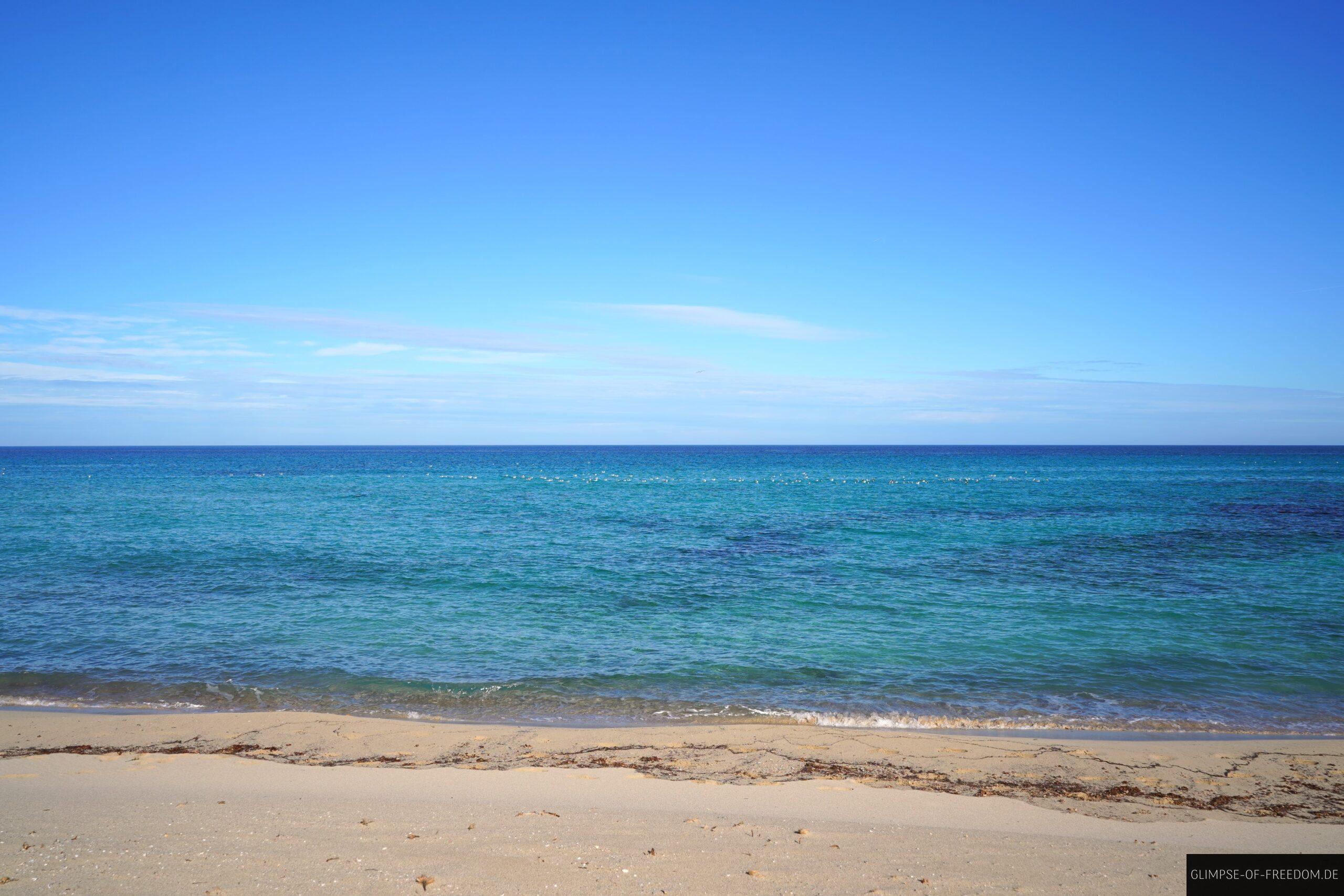 Sandstrand an der Cala de SArenalet des Verger scaled Sandstrand an der Cala de S’Arenalet des Verger