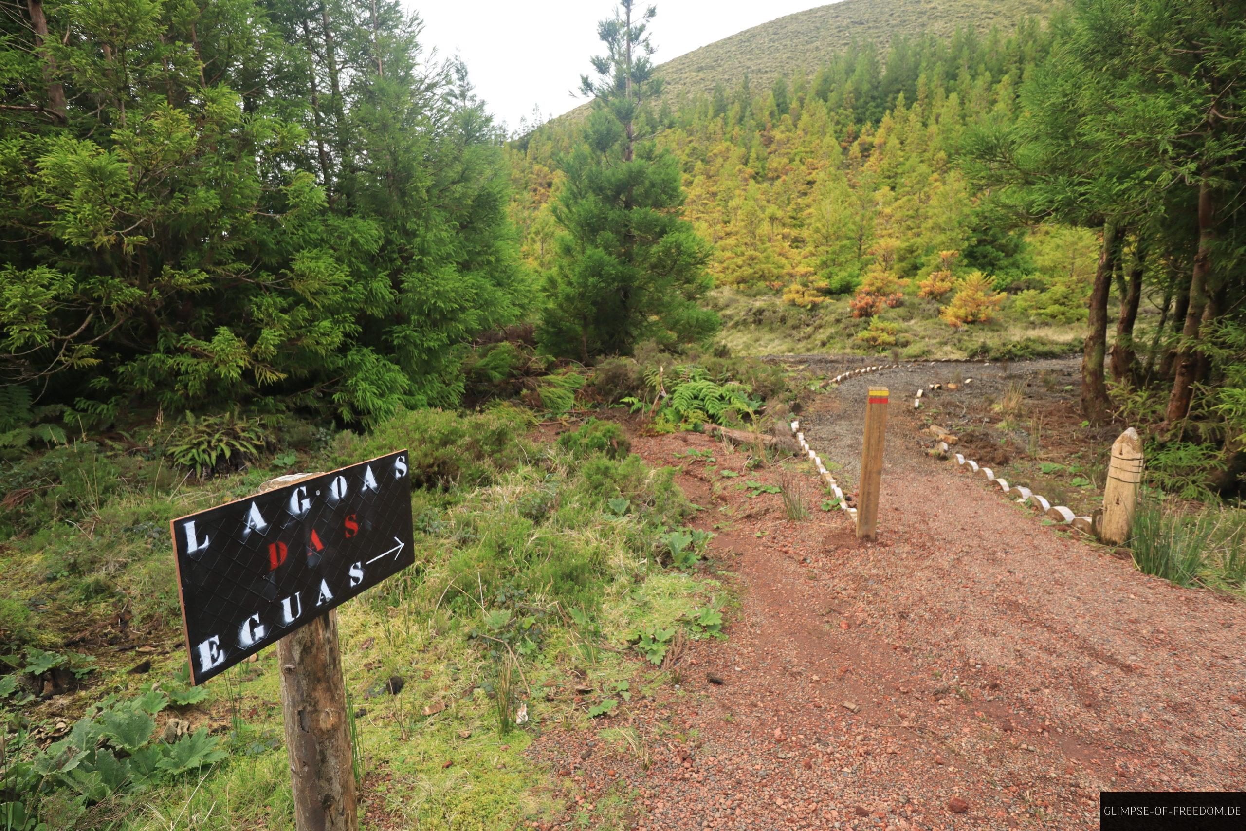 Schild zum Lagoas das Eguas scaled Schild zum Lagoas das Eguas