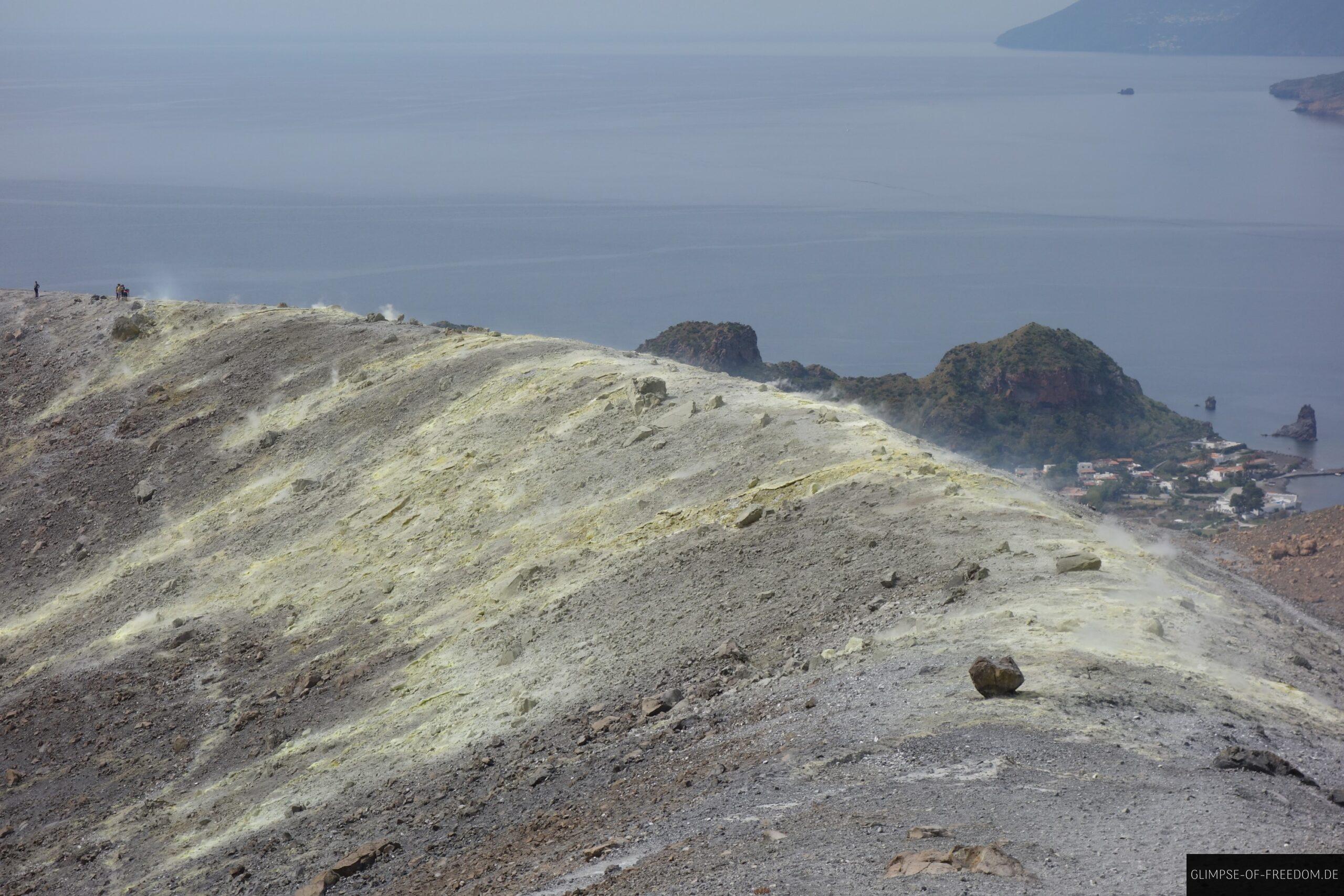 Schwefel am Vulkankrater Sizilien scaled Schwefel am Vulkankrater Sizilien