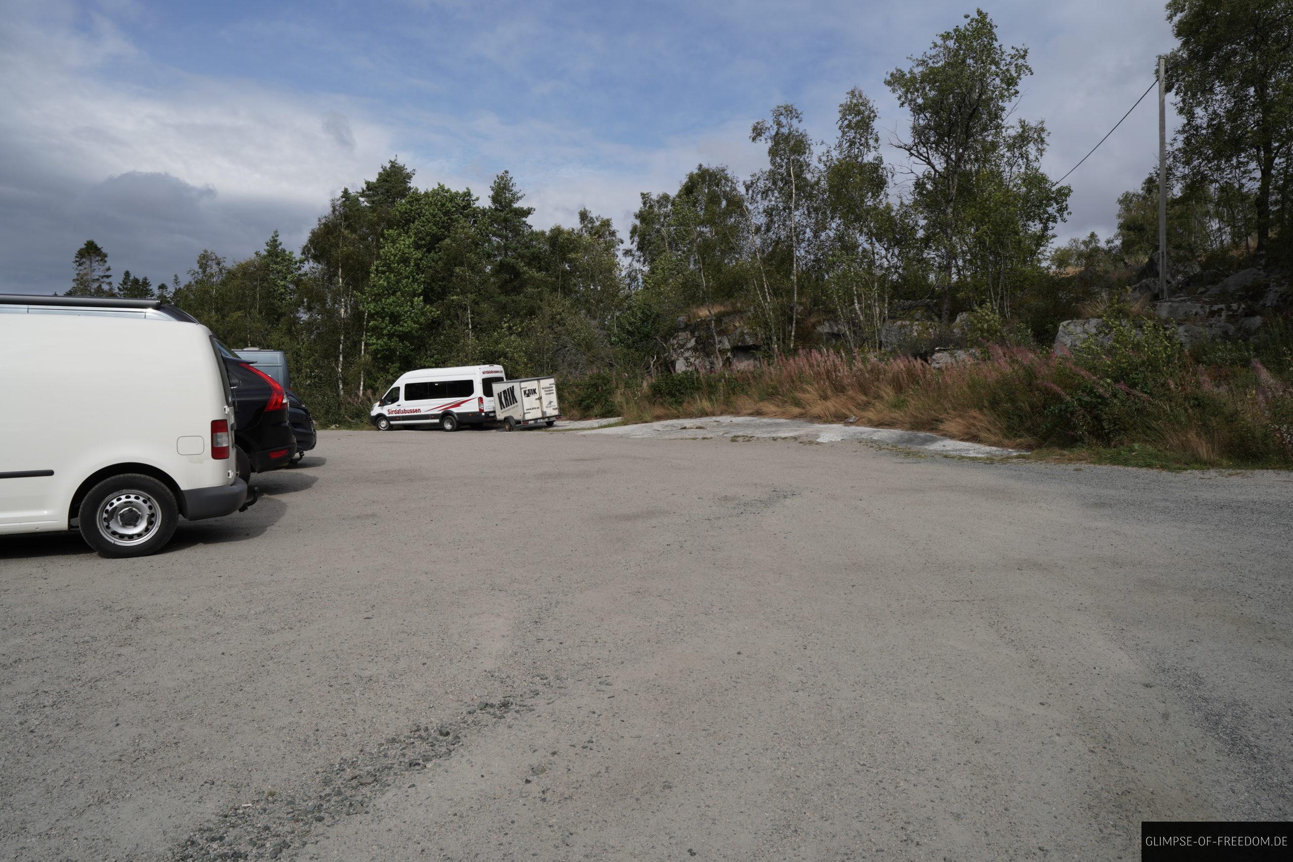 Skrelia Parkplatz scaled Skrelia Parkplatz