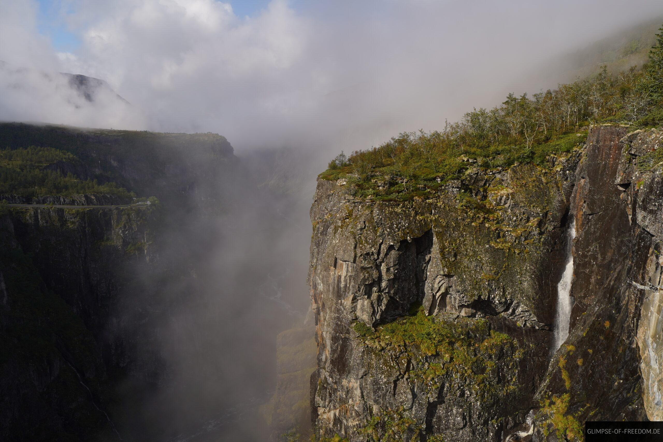 Sonne und Nebel am Voringsfossen scaled Sonne und Nebel am Voringsfossen