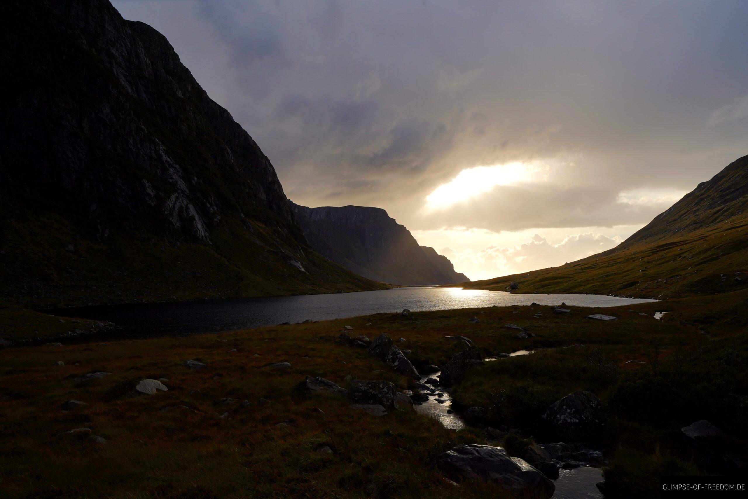 Sonnendurchbruch im Regen scaled Sonnendurchbruch im Regen