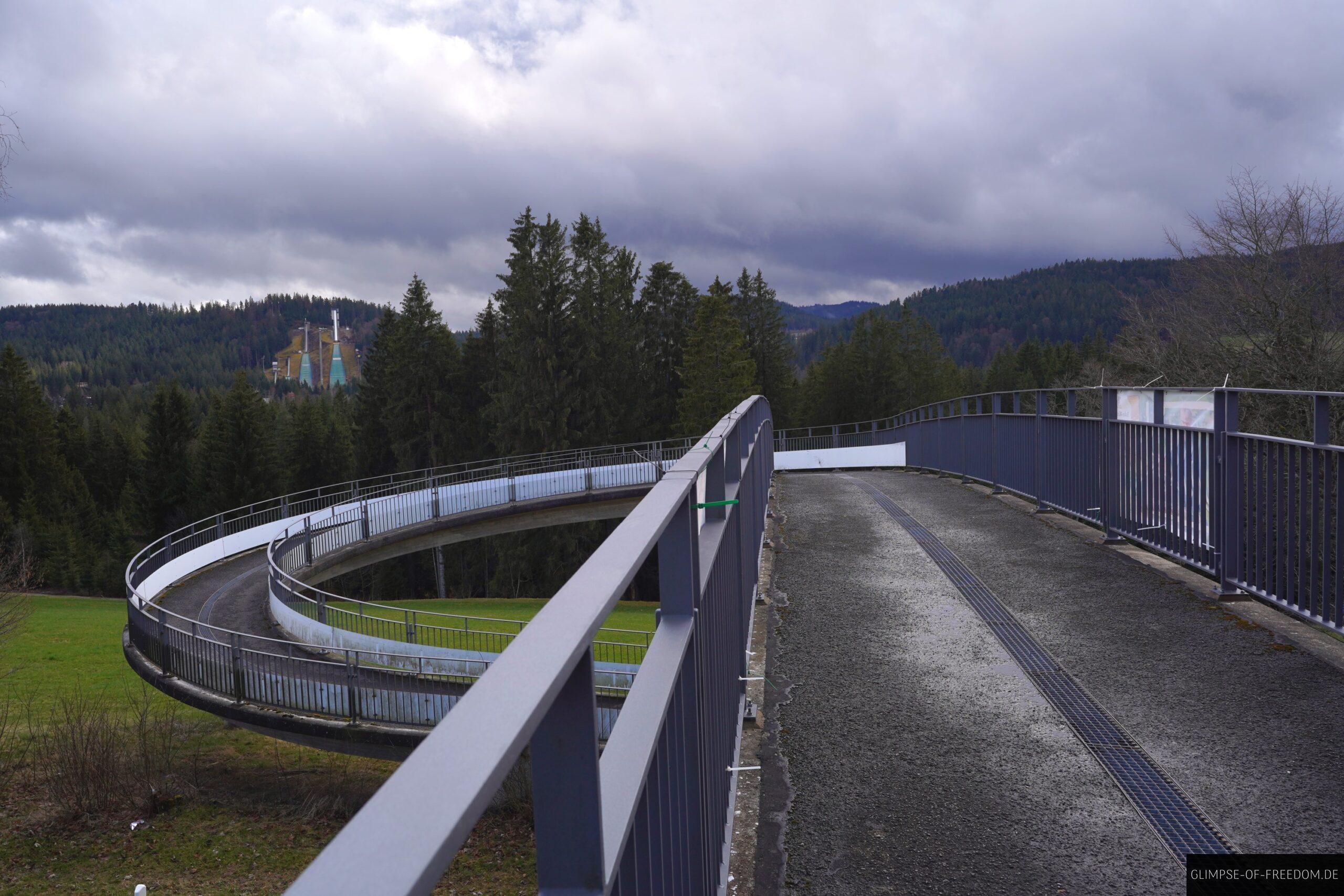 Spiralfoermige Bruecke scaled Spiralförmige Brücke