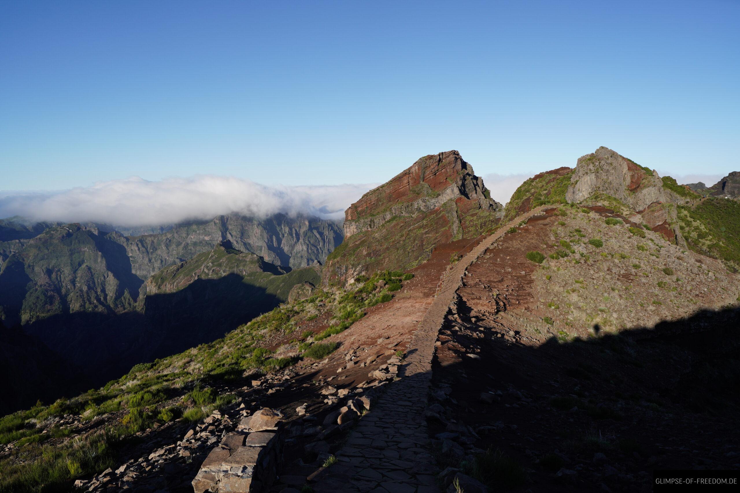 Start der Pico do Arieiro Pico Ruivo Wanderung scaled Start der Pico do Arieiro Pico Ruivo Wanderung