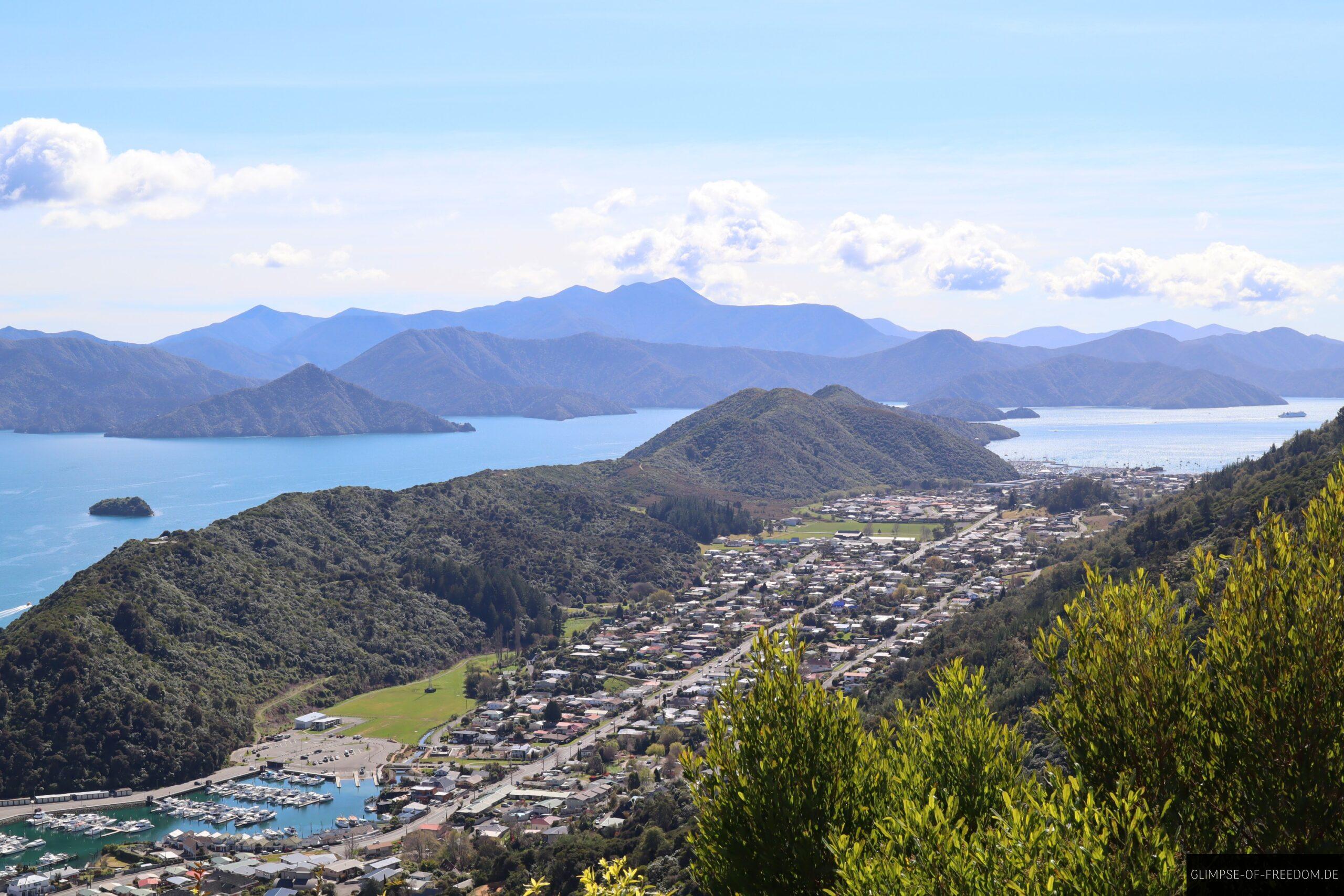 Tolle Aussicht auf Picton waehend des Tirohanga Tracks scaled Tolle Aussicht auf Picton wähend des Tirohanga Tracks