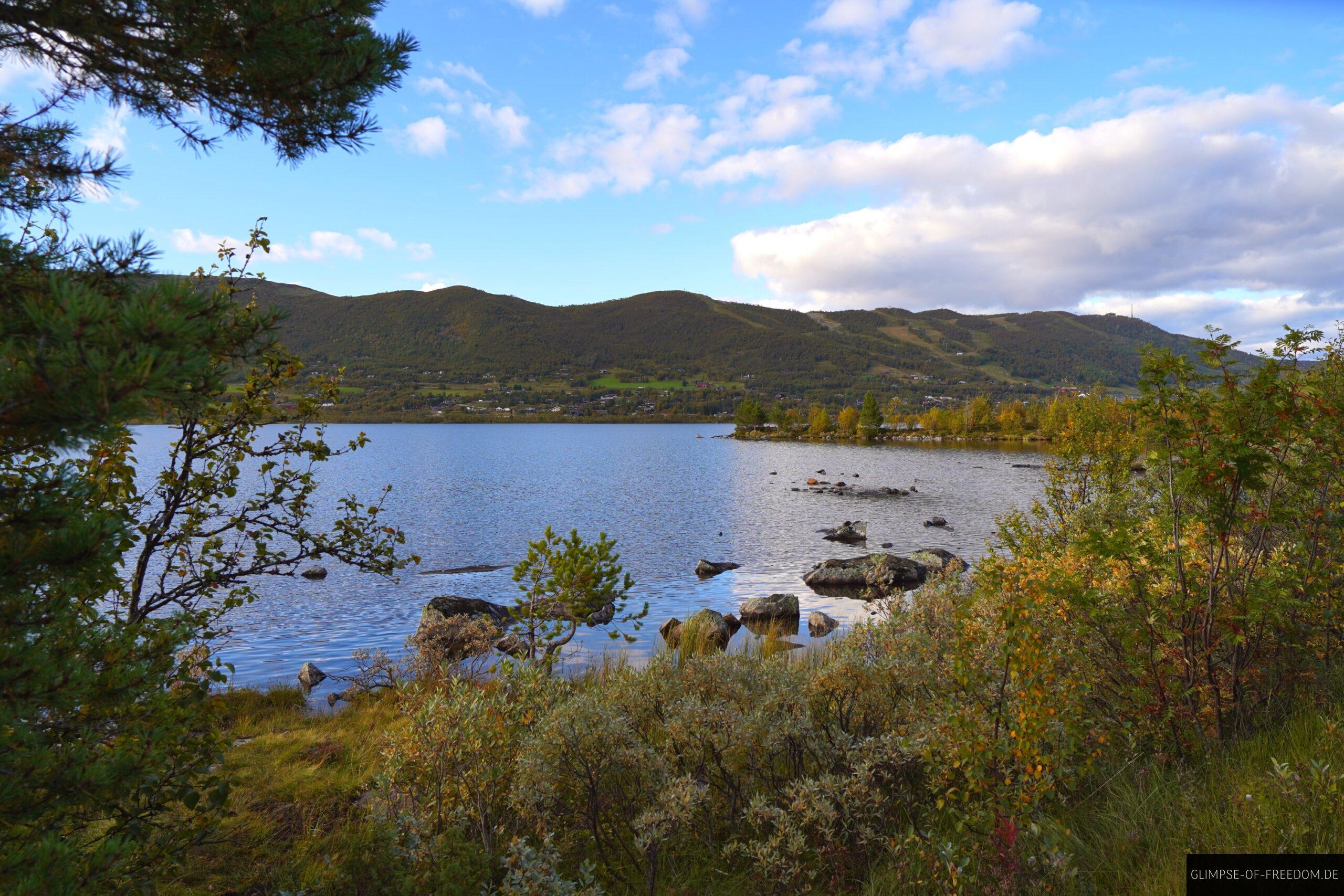 Ustedalsfjorden See scaled Ustedalsfjorden See