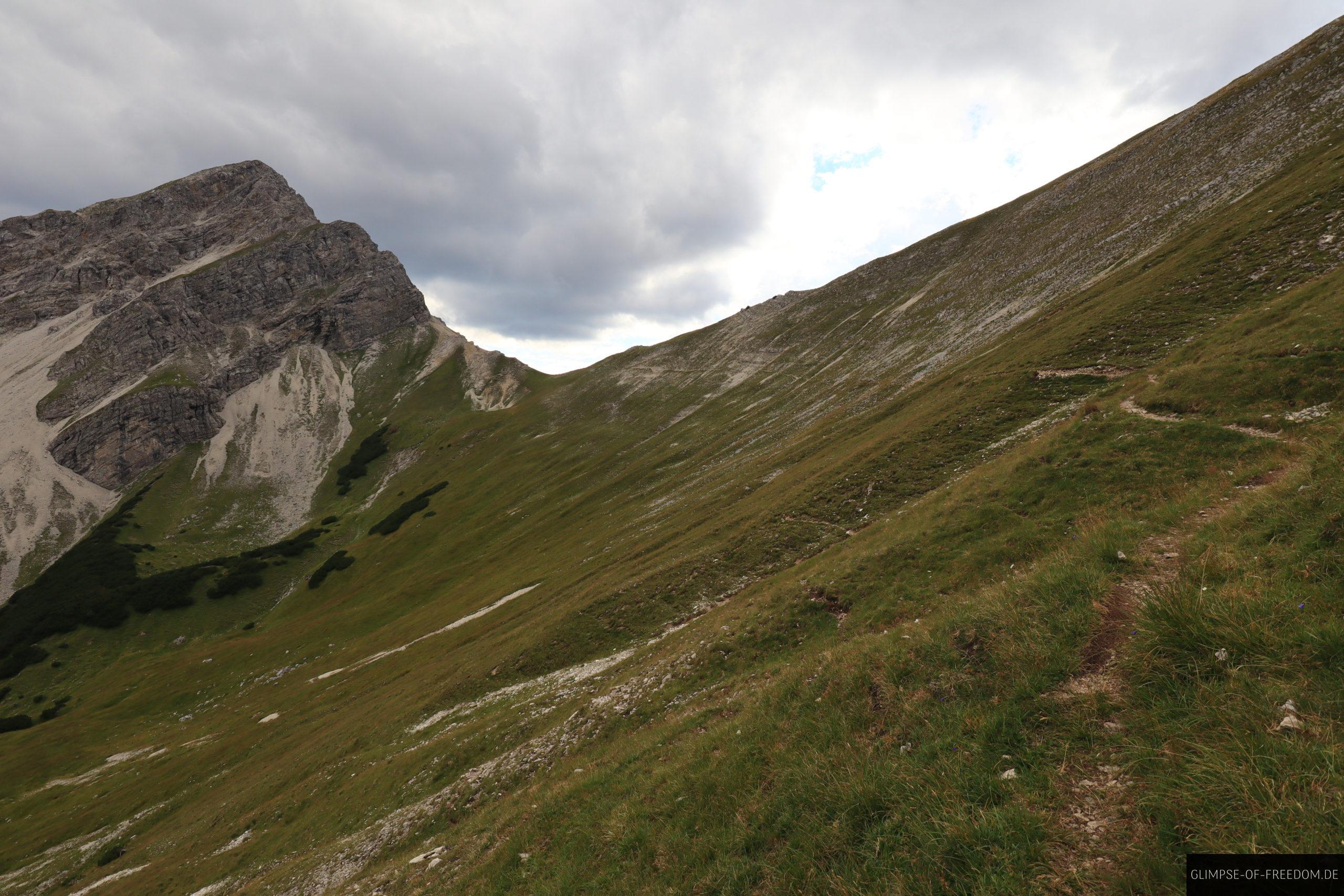 Wandern am Hang des Kuchelbergkopfes scaled Wandern am Hang des Kuchelbergkopfes