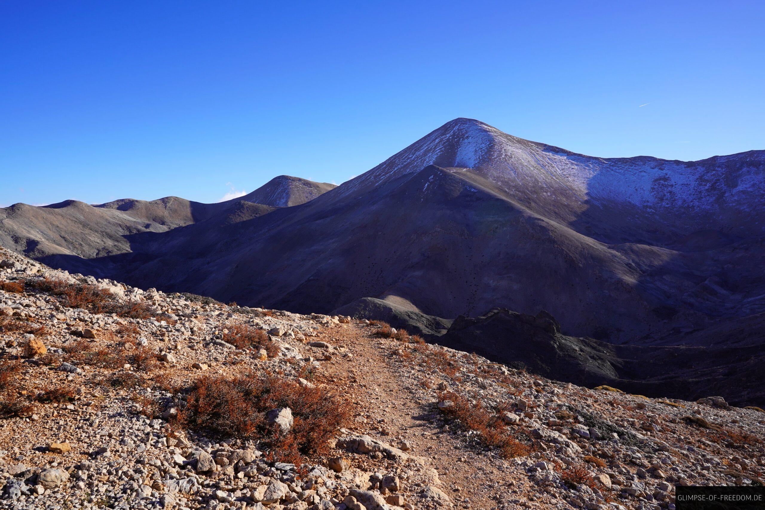 Wandern durch die Berglandschaft Kretas scaled Wandern durch die Berglandschaft Kretas