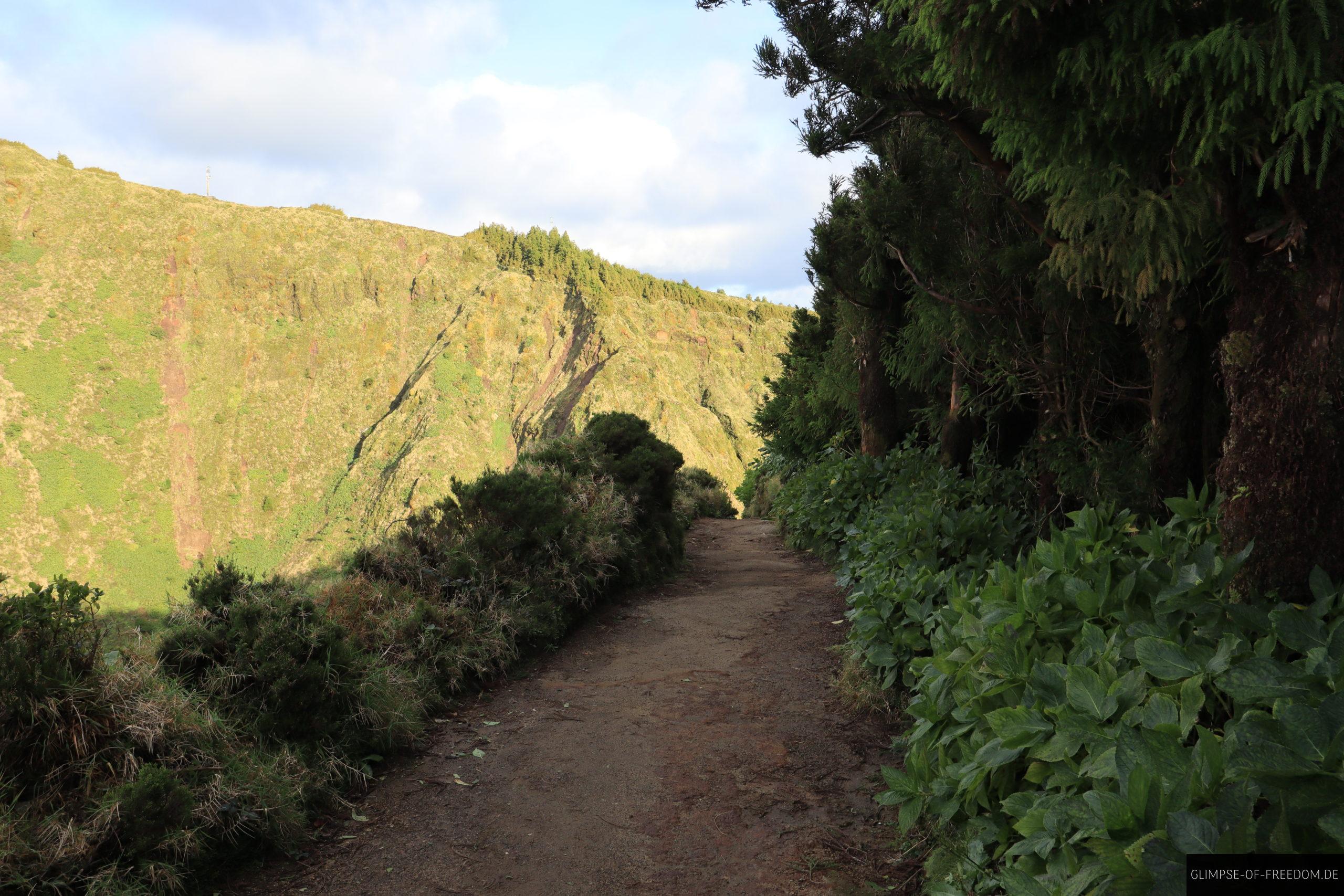 Wanderweg Sete Cidades scaled Wanderweg bei Sete Cidades