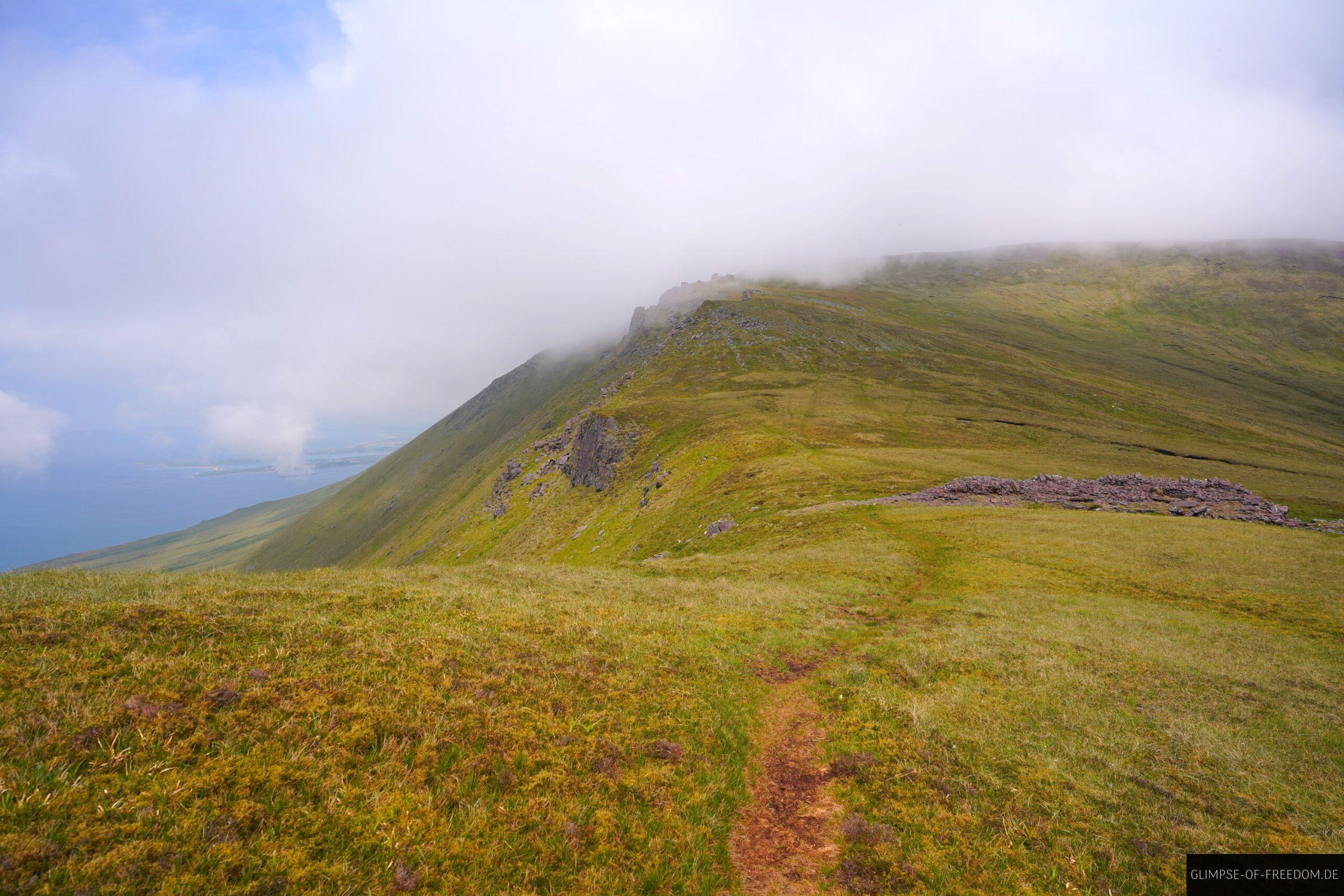 Wanderweg zum Caherconree Mountain scaled Wanderweg zum Caherconree Mountain