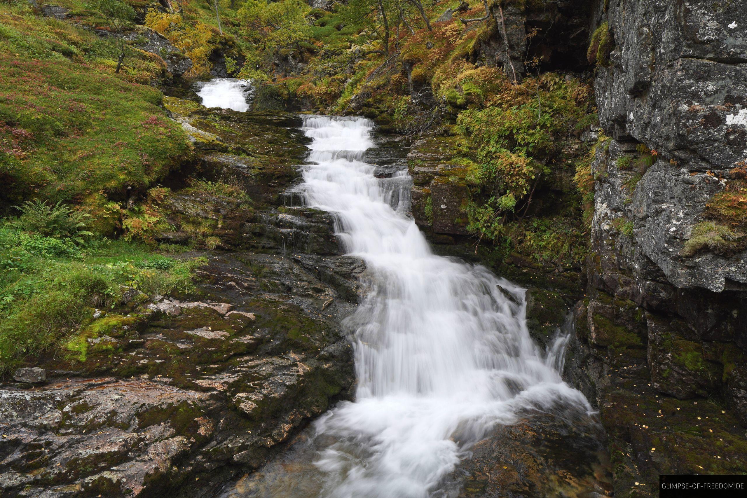 Wasserfall und Bachlauf auf der Myrdal Tour Wasserfall und Bachlauf auf der Myrdal Tour
