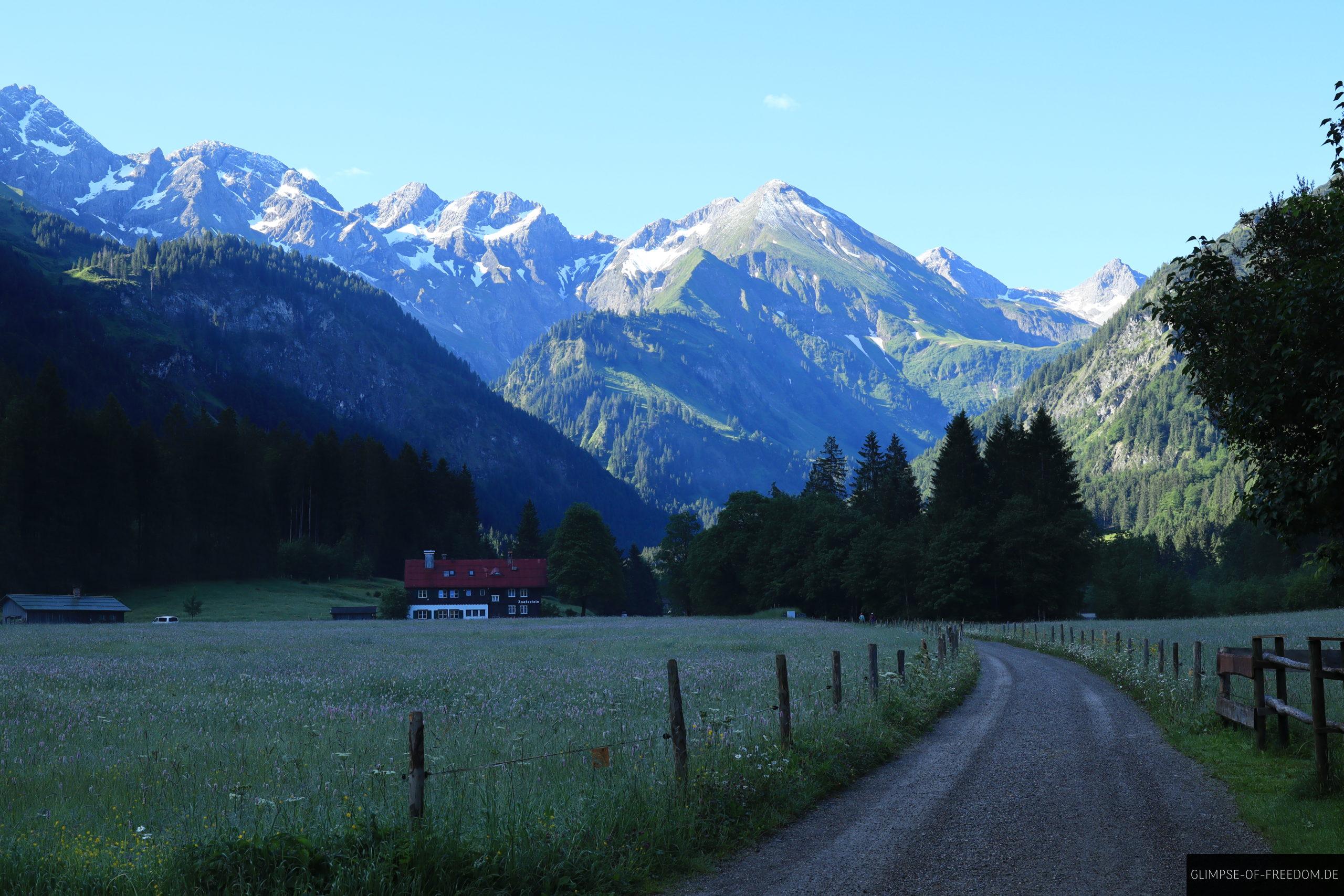 Weg am Start der Wildengundkopf Tour scaled Weg am Start der Wildengundkopf Tour