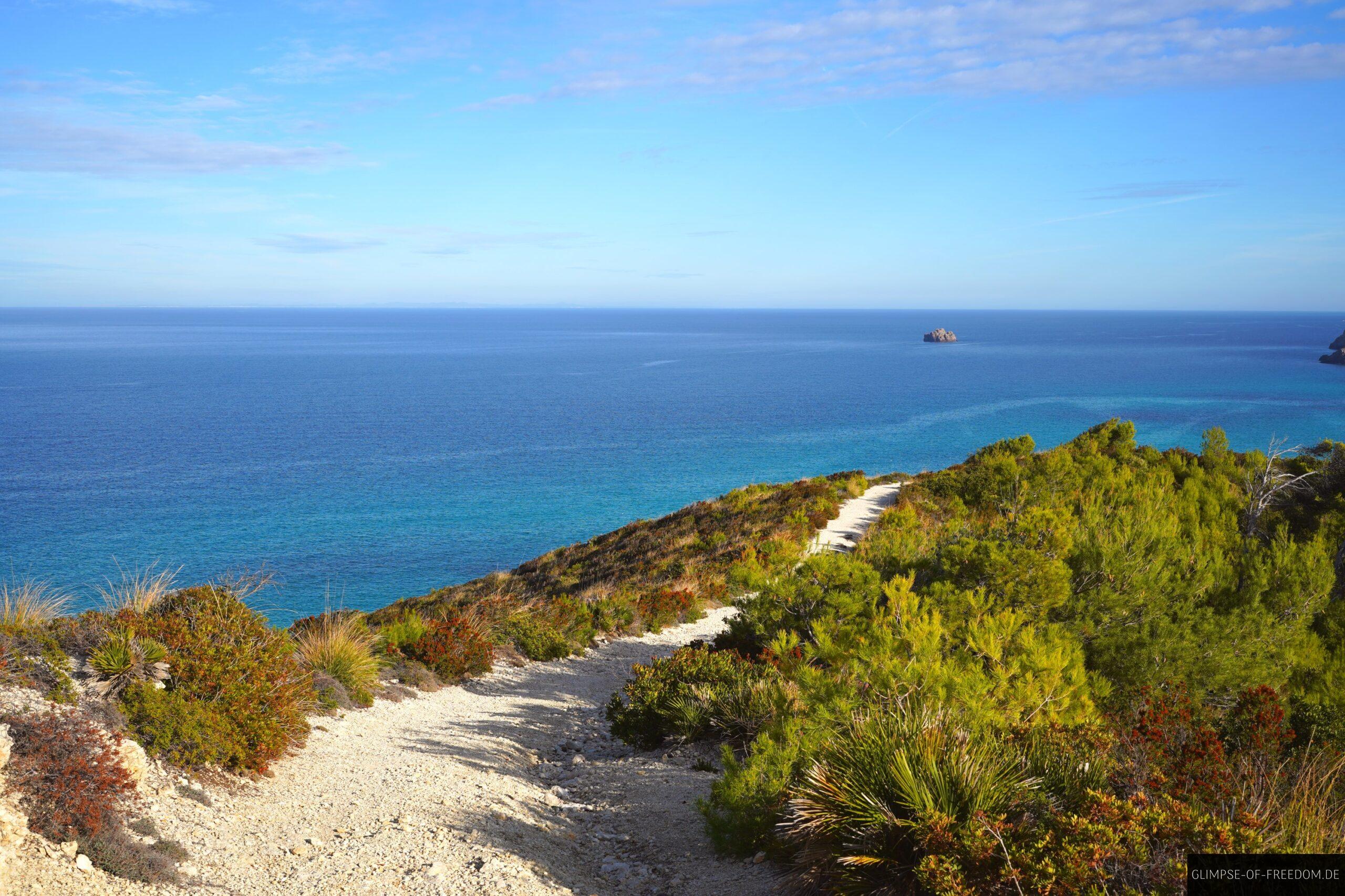 Weg direkt am Meer auf Mallorca