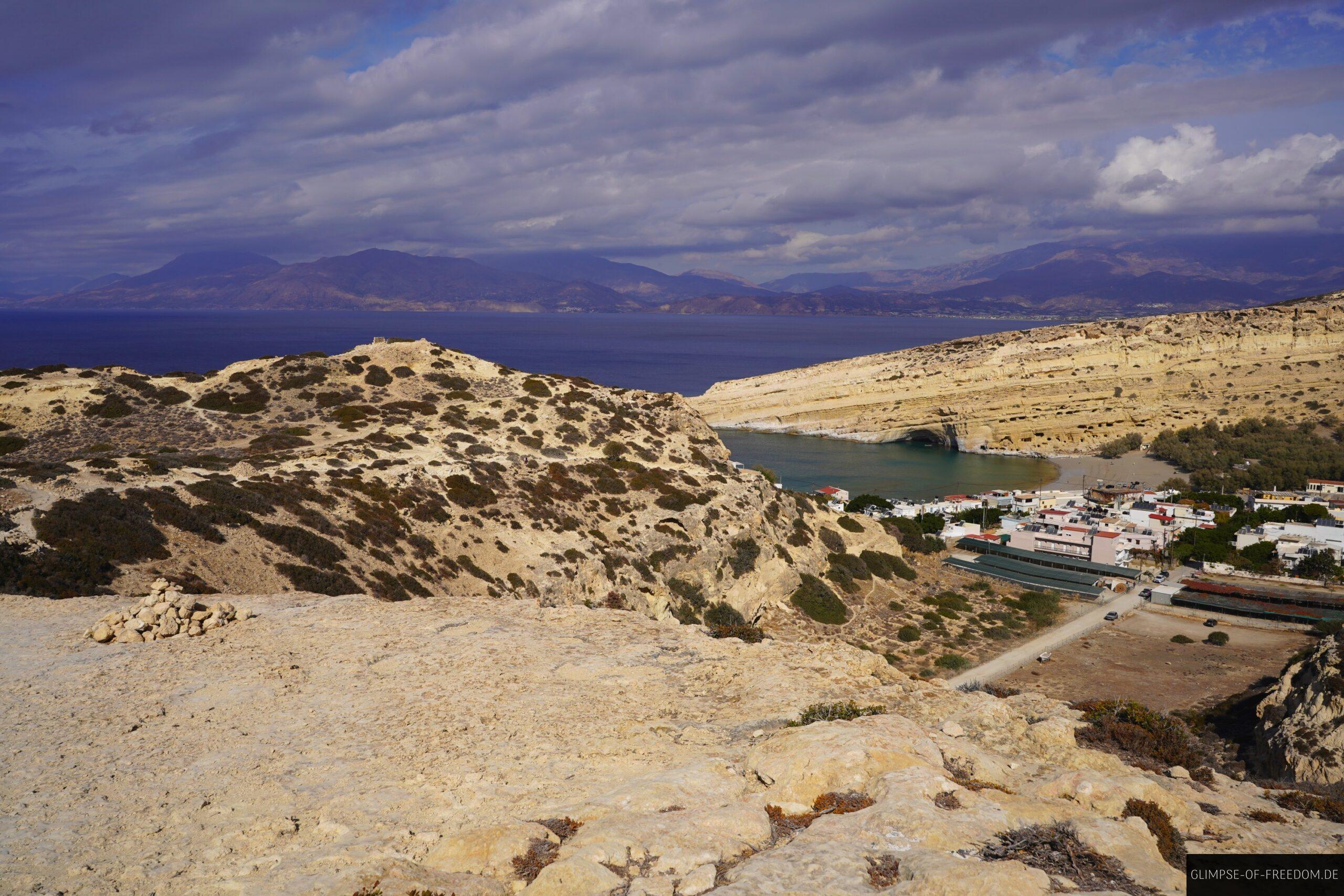Wunderschoene Aussicht auf Matala und die Umgebung scaled Wunderschöne Aussicht auf Matala und die Umgebung
