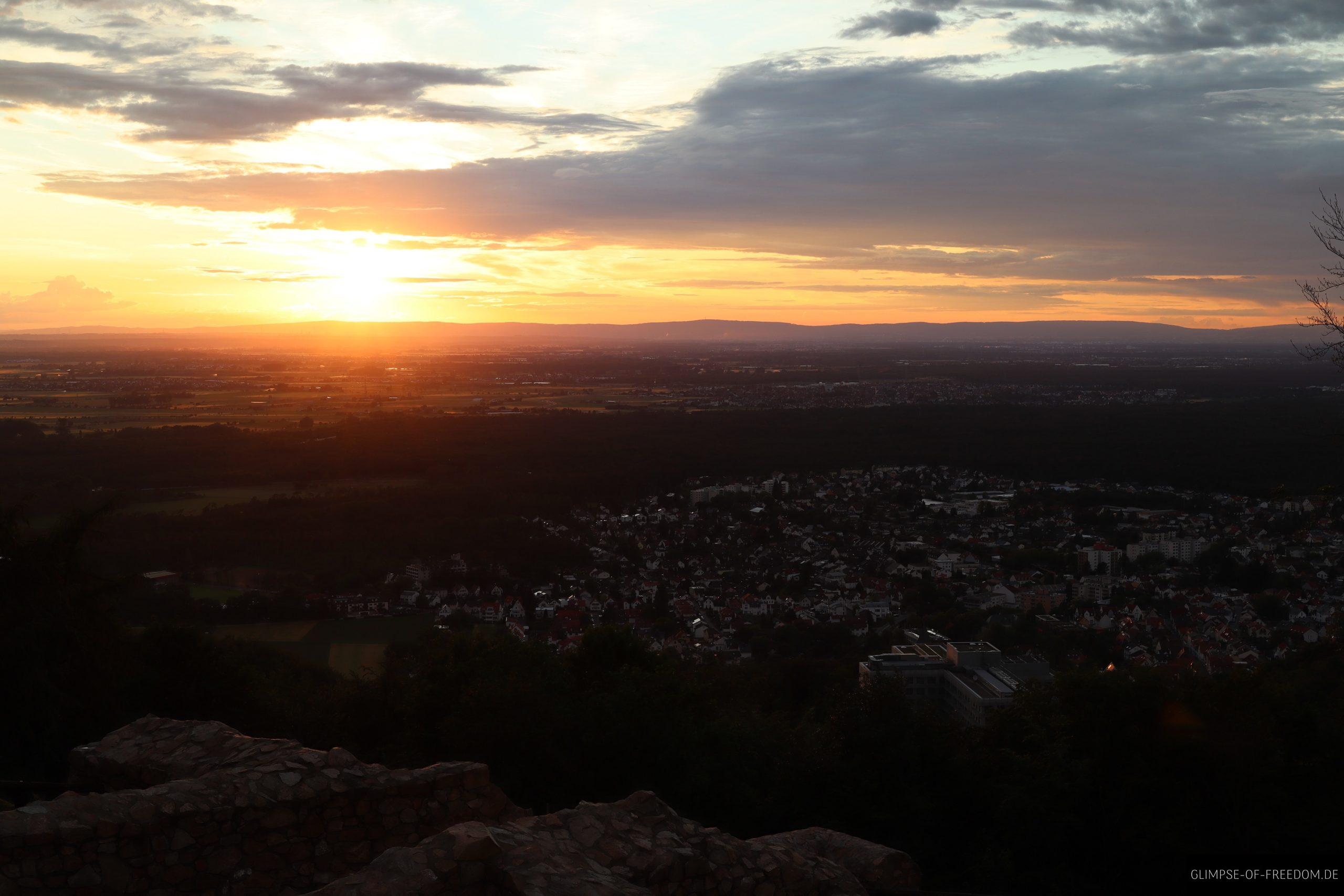 ausblick von burg tannenberg auf seeheim jugenheim scaled 1 ausblick von burg tannenberg auf seeheim jugenheim scaled