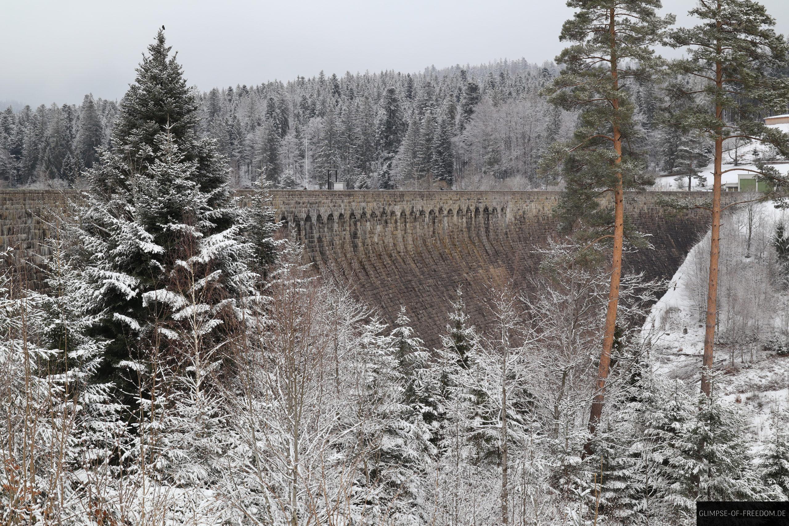 blick auf die talseite der talsperre scaled 1 blick auf die talseite der talsperre scaled