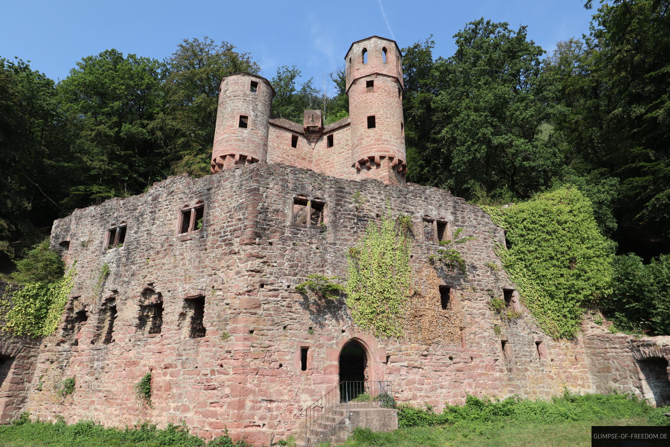 burg schadeck schwalbennest neckarsteinach scaled 1 burg schadeck schwalbennest neckarsteinach scaled