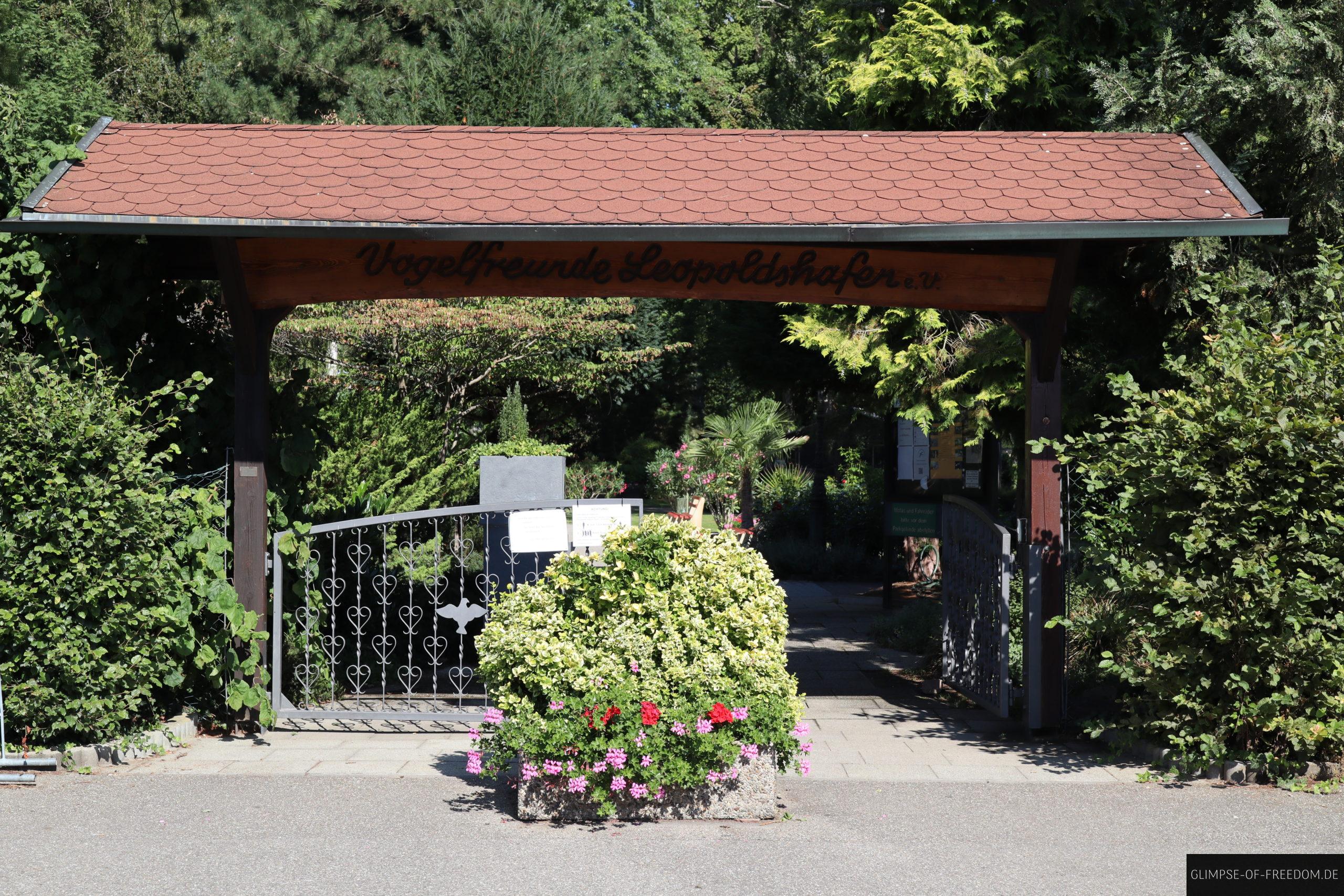 vogelpark eggenstein leopoldshafen eingang scaled 1 vogelpark eggenstein leopoldshafen eingang scaled
